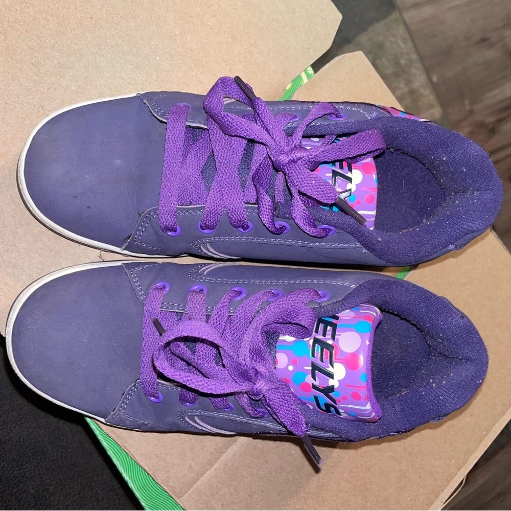 Heelys Vibrant Purple Skates